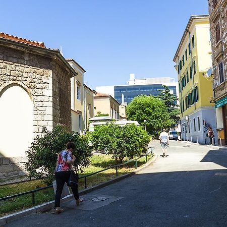 Apartment Mia Rijeka Exterior photo