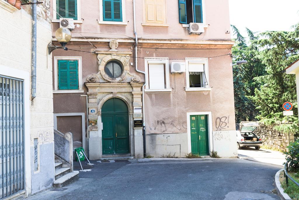 Apartment Mia Rijeka Exterior photo